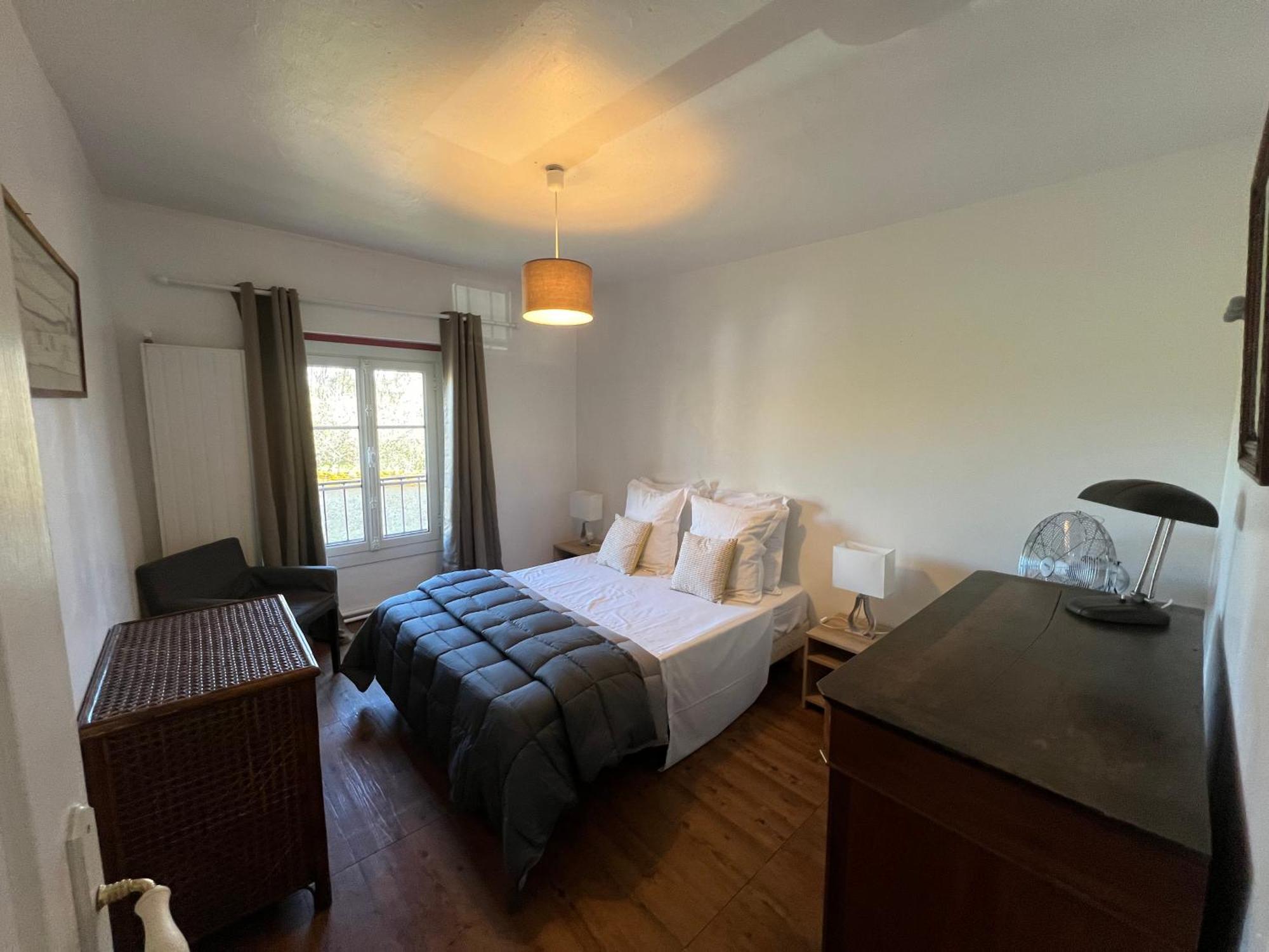 Le Moulin De Corneil Bed & Breakfast Mézilles Екстериор снимка
